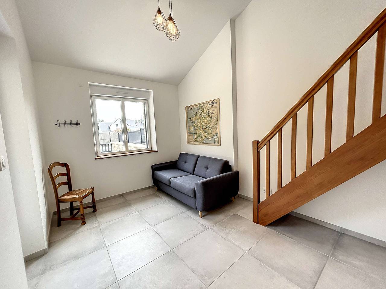 Neues Haus in Strandnähe, 4 Schlafzimmer, 7 Betten, Garten, Parkplatz in Jullouville, Côte de la Déroute