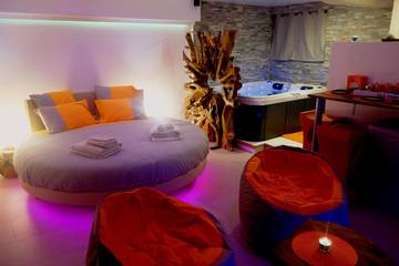 Chambre d’hôte pour 2 personnes, avec jardin et sauna ainsi que jacuzzi et piscine dans la Manche