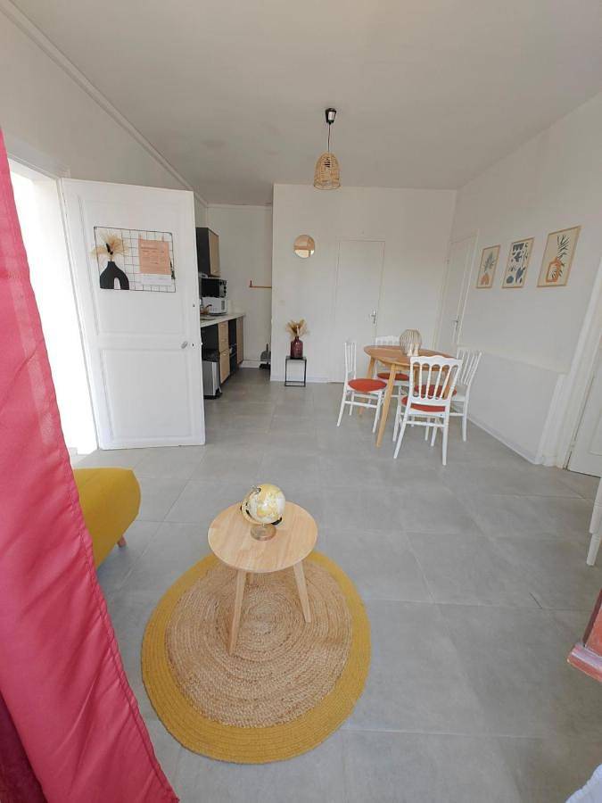 Appartement entier, One-Bedroom Apartment in Forges (Seine-et-Marne), Seine-et-Marne