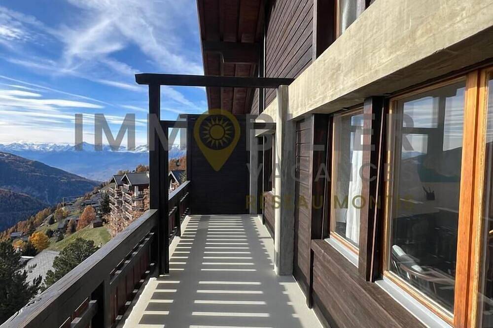 Ganze Wohnung, Diese 96 m² große Maisonette-Wohnung für 7 (bis 8) Personen befindet sich im Zentrum von Chandolin i in Chandolin, Anniviers