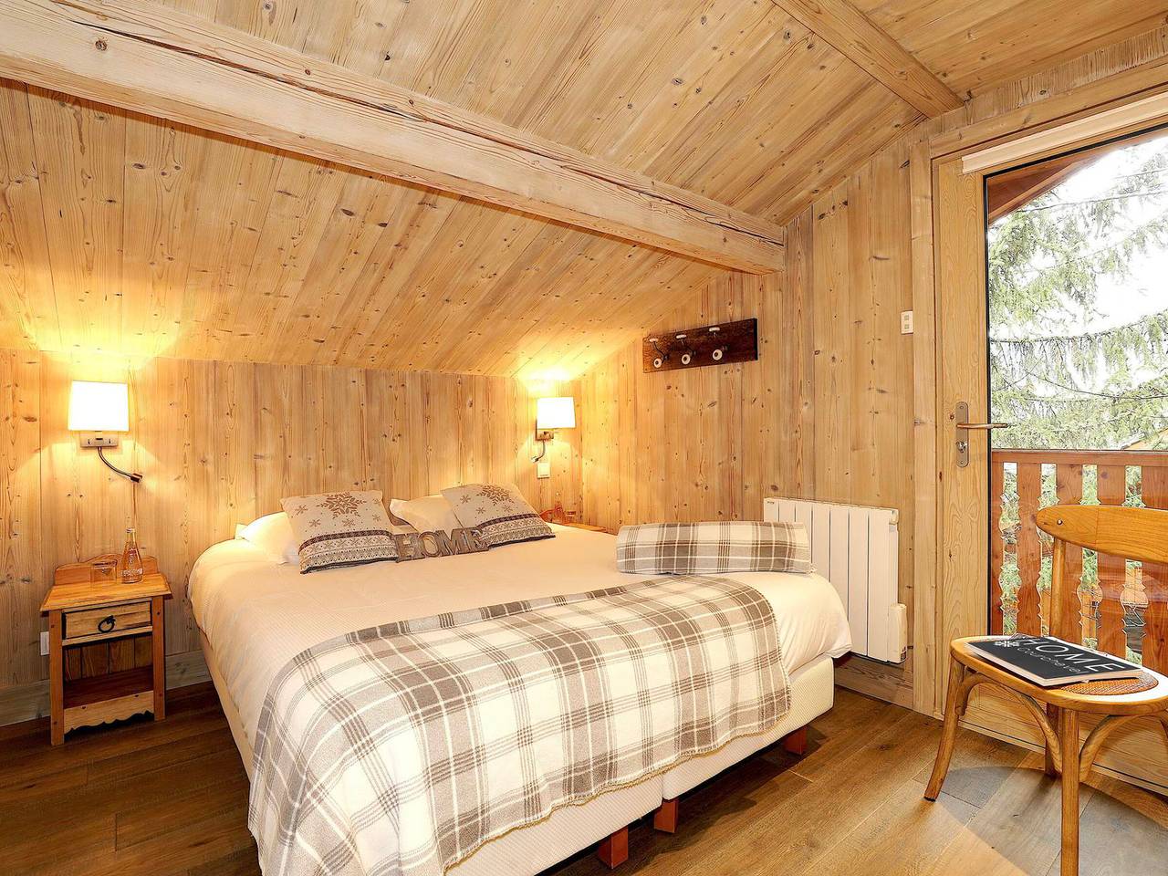 Klassisches und schickes Chalet für 12 Personen – Ski-in/Ski-out, Jacuzzi – Courchevel La Tania in La Tania, La Perrière