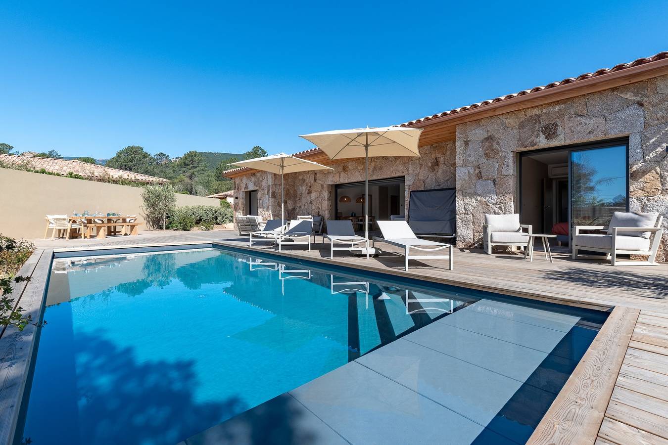 La Villa Frassolo - Belle terrasse avec piscine in Lecci, Arrondissement de Sartène