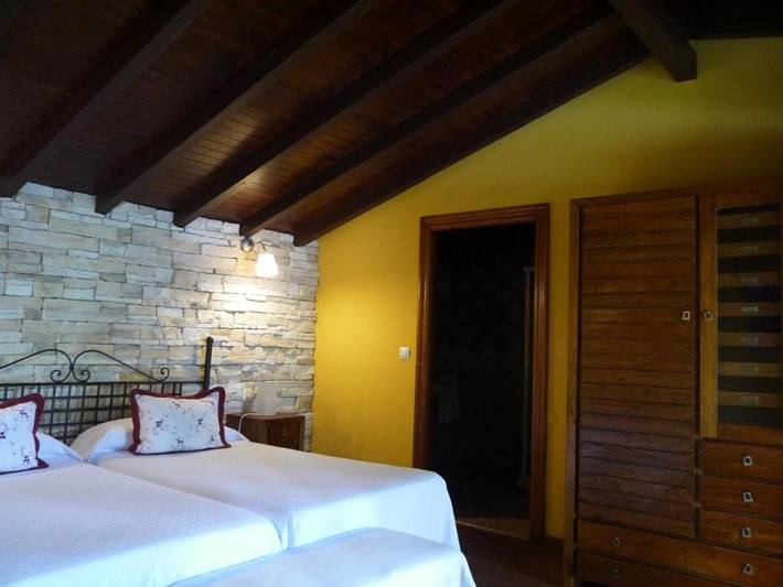 Hotel para 3 personas, con terraza y jardín, Se admiten mascotas en Las Encartaciones - 3