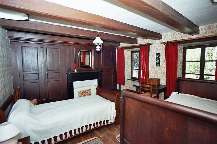 Location de vacances pour 7 personnes, animaux acceptés à Montboudif - 3