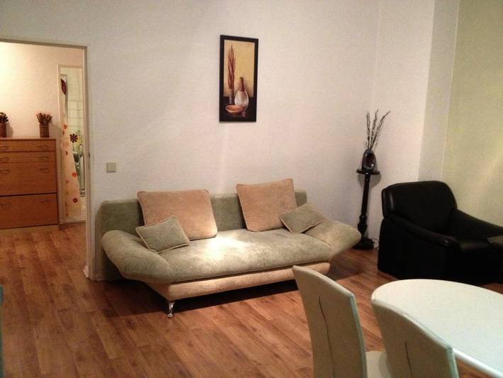 Ferienwohnung für 6 Personen, mit Balkon und Terrasse sowie Ausblick in Steglitz Berlin