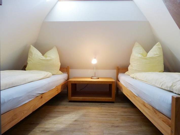 Ferienhaus für 6 Personen, mit Terrasse und Garten auf Hiddensee - 2