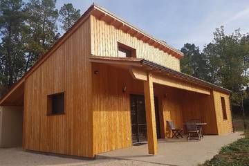 Gîte pour 4 personnes, avec piscine ainsi que jardin et terrasse à Saint-Vincent-le-Paluel