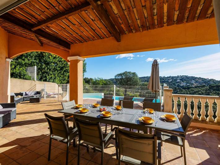 Location de vacances pour 8 personnes, avec piscine et terrasse dans Golf Bluegreen Sainte-Maxime - 2