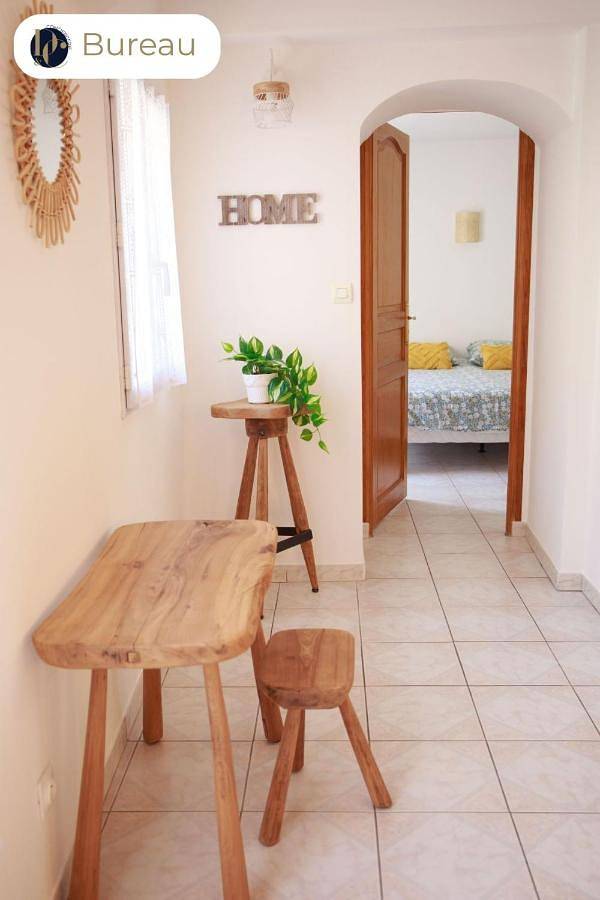 Gîte pour 4 personnes, avec terrasse et vue dans Office De Tourisme De Greoux Les Bains - 3