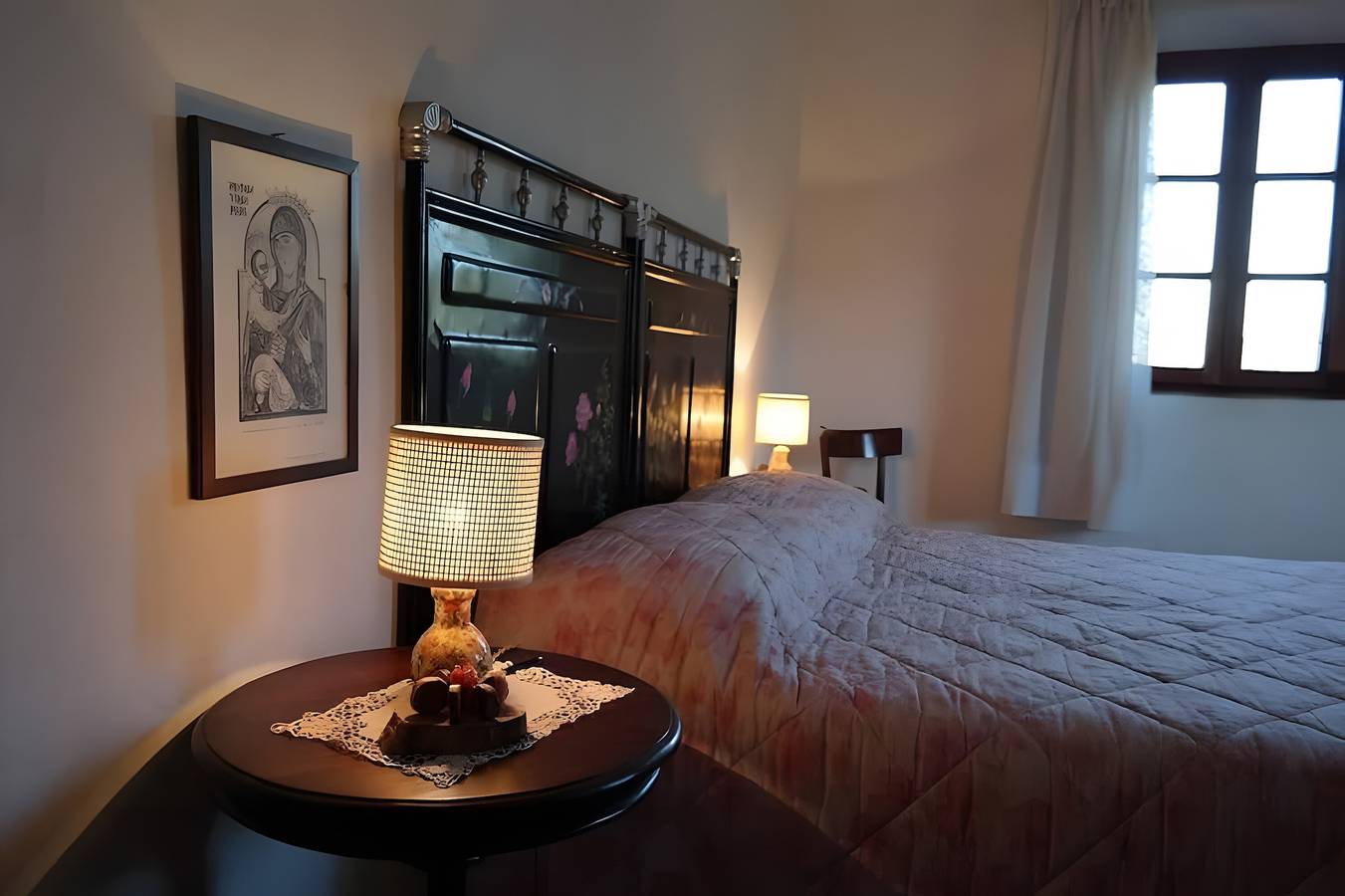 Pod.natalino farmhouse between woods and reality in the land of the giants in Peccioli, Pisa Provinz