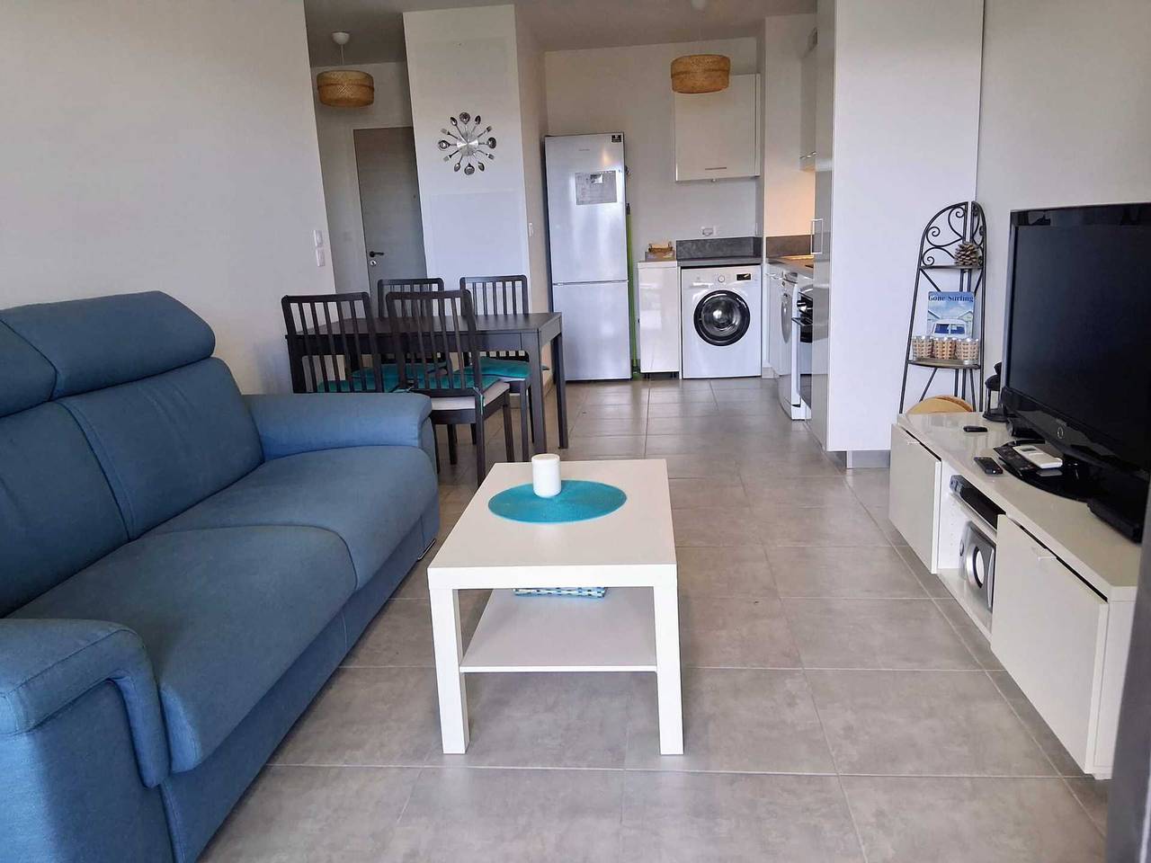 Ganze Wohnung, 45m² Klimatisierte Wohnung mit Terrasse in Mèze, 4 Pers in Mèze, Mittelmeerküste (Frankreich)