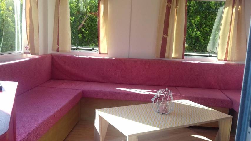 Camping pour 5 personnes, avec Terrasse et Jardin