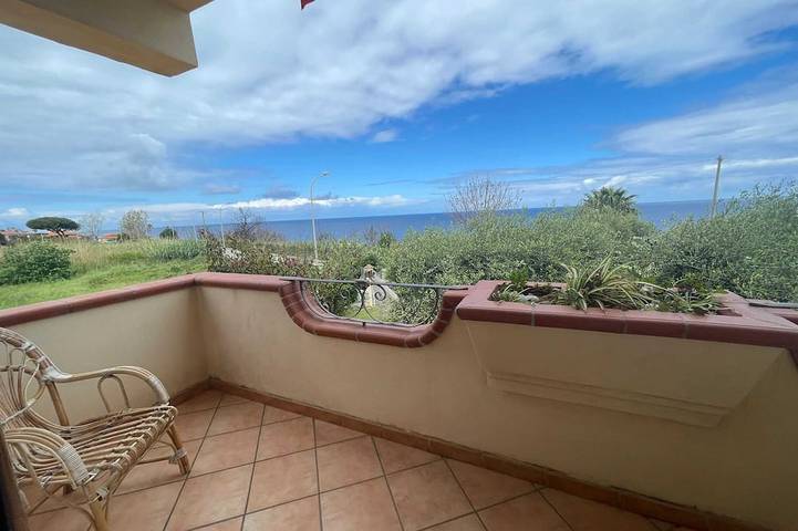 Appartamento vacanze per 6 persone, con terrazza e piscina - 1