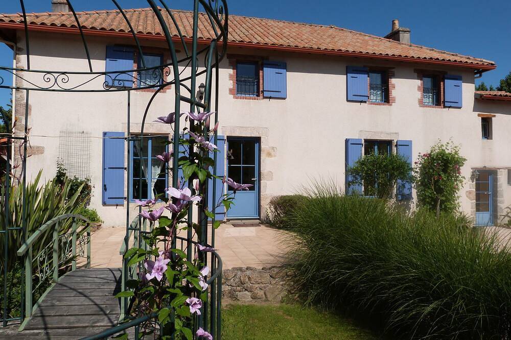 Belle Maison De Maitre En Campagne A 8 Mn De La Roche Sur Yon - Wifi in La Roche-sur-Yon, Vallée de la Loire