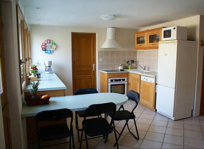 Location de vacances pour 9 personnes, avec terrasse et jardin à Denée - 4
