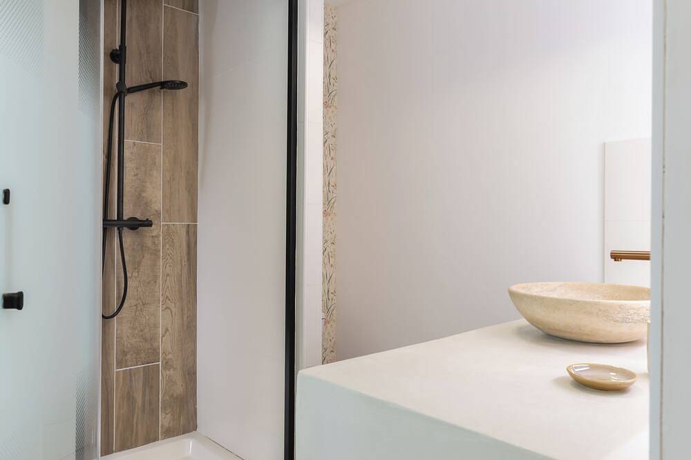 Chambre d'hôtes Evasionbretonne 1/  petits-déjeuners  compris/cuisine/wifi in Landerneau, Région de Brest