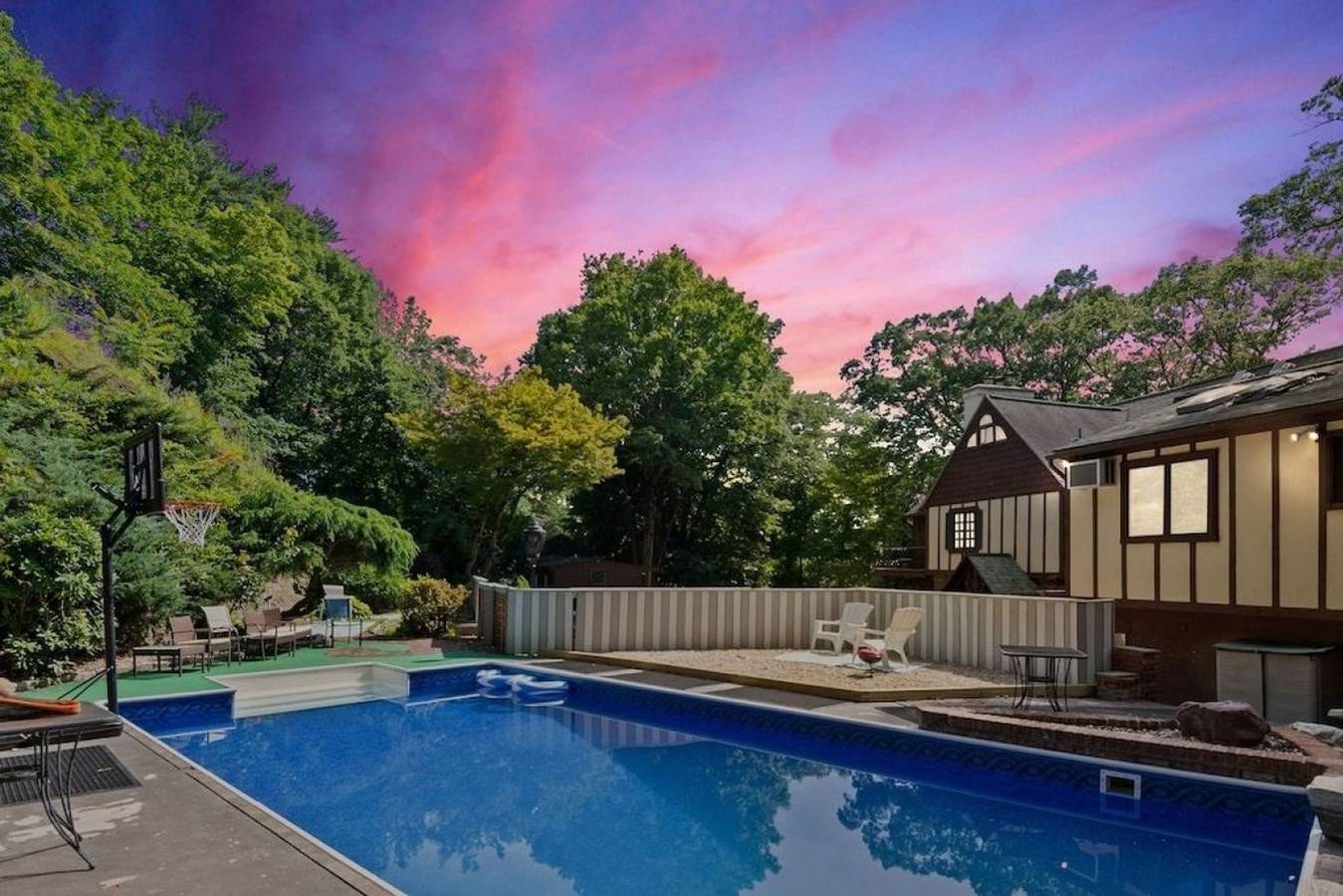 Westchester Castle, Ossining in Kansas