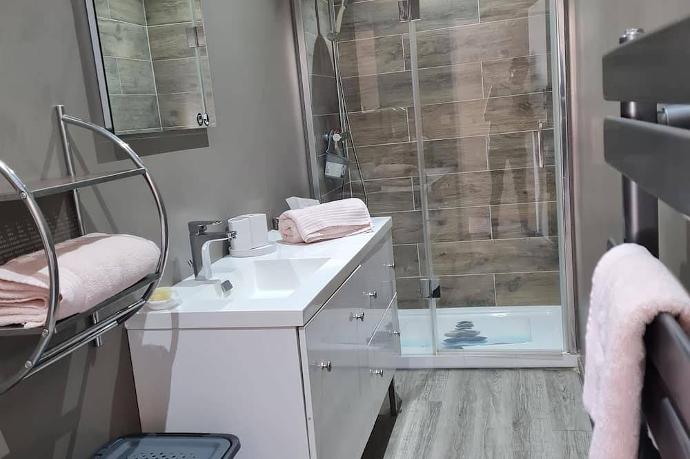 Magnifica villa al piano terra con aria condizionata, +terrazza con vista+Wi-Fi in Grosseto-Prugna, Ajaccio e dintorni