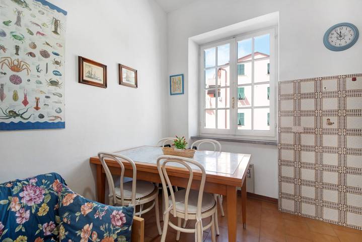 Appartamento intero, Appartamento "Via Colombo 12 Bilo" con terrazza in Bagni San Giorgio, Bonassola