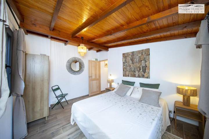 Chambre d’hôte pour 2 personnes, avec terrasse et piscine ainsi que jardin et vue à Mondragon - 3