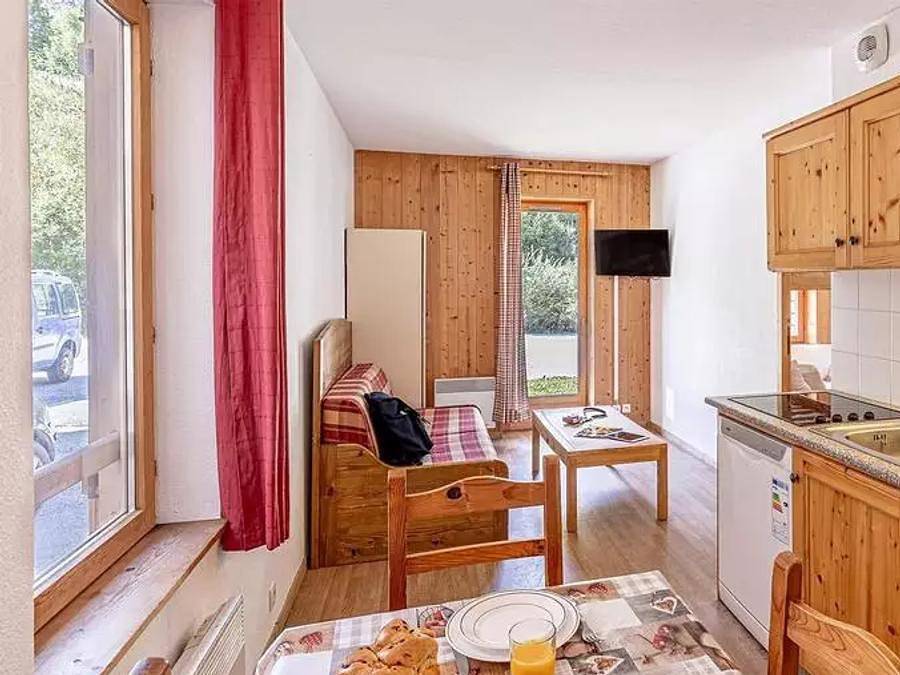 Madame Vacances - Résidence Les Fermes de Saint Sorlin - Appartement 5 personnes - 2 pièces - 5 personnes in Saint-Sorlin-d'Arves, Région de Saint-Jean-de-Maurienne