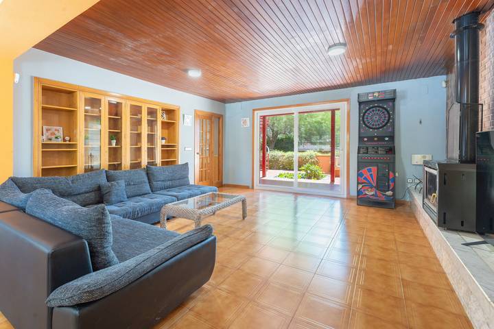 Maison de vacances 'Ilusion' avec piscine privée, Wi-Fi et climatisation in Olocau, Province de Valence