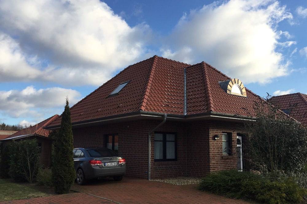 Komfortferienhaus Irmi im Golfpark, nähe Ferienzentrum Schloß Dankern in Schloss Dankern, Haren (Ems)