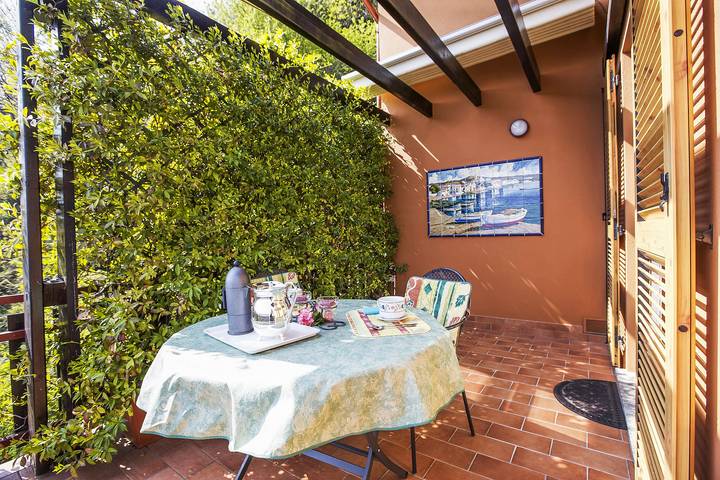 Ferienwohnung für 2 Personen, mit Seeblick und Balkon sowie Ausblick im Piemont - 2