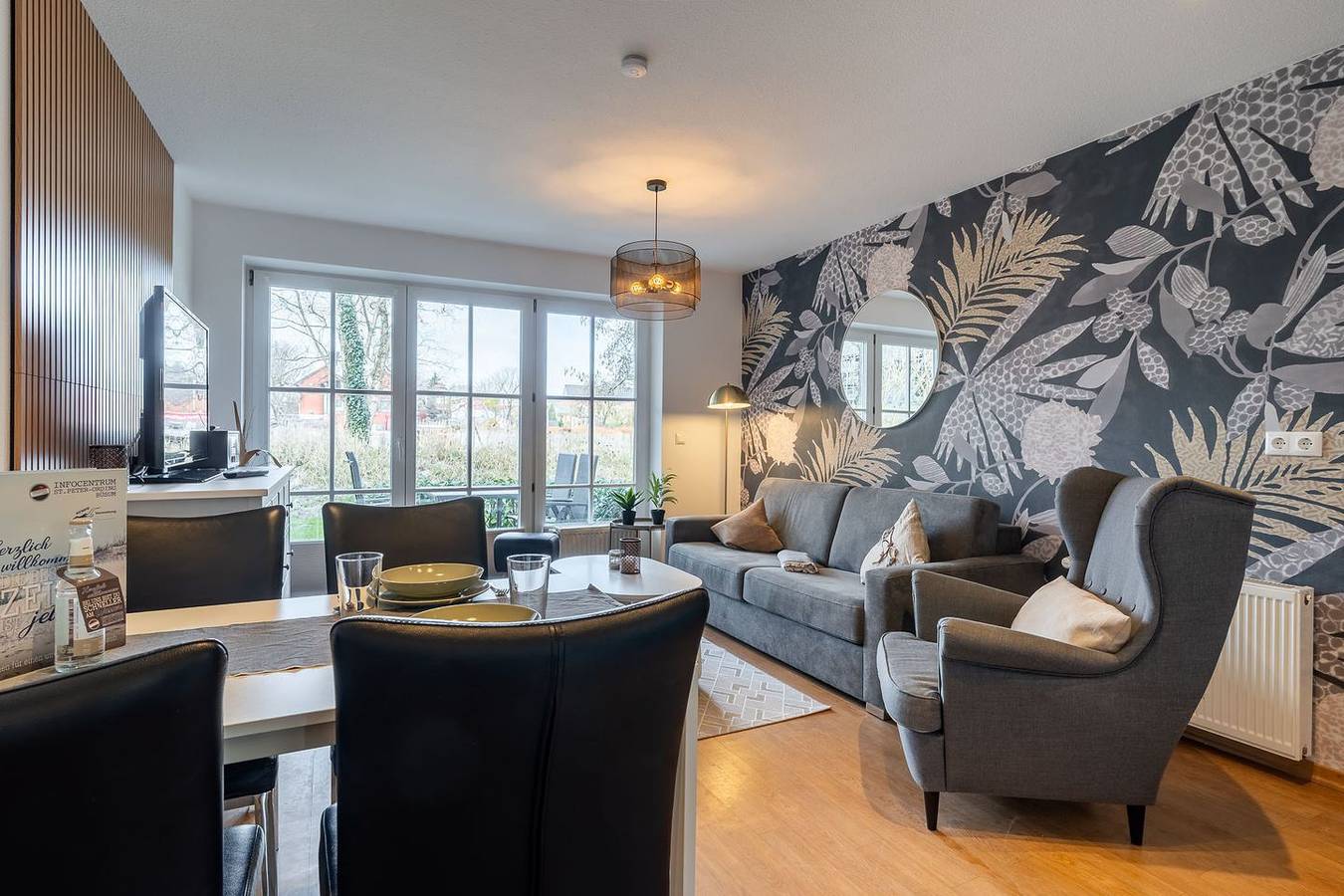 Apartamento entero, Erholungsparadies in St. Peter-Ording: Charmante Ferienwohnung mit Terrasse in St. Peter-Bad, St. Peter-Ording