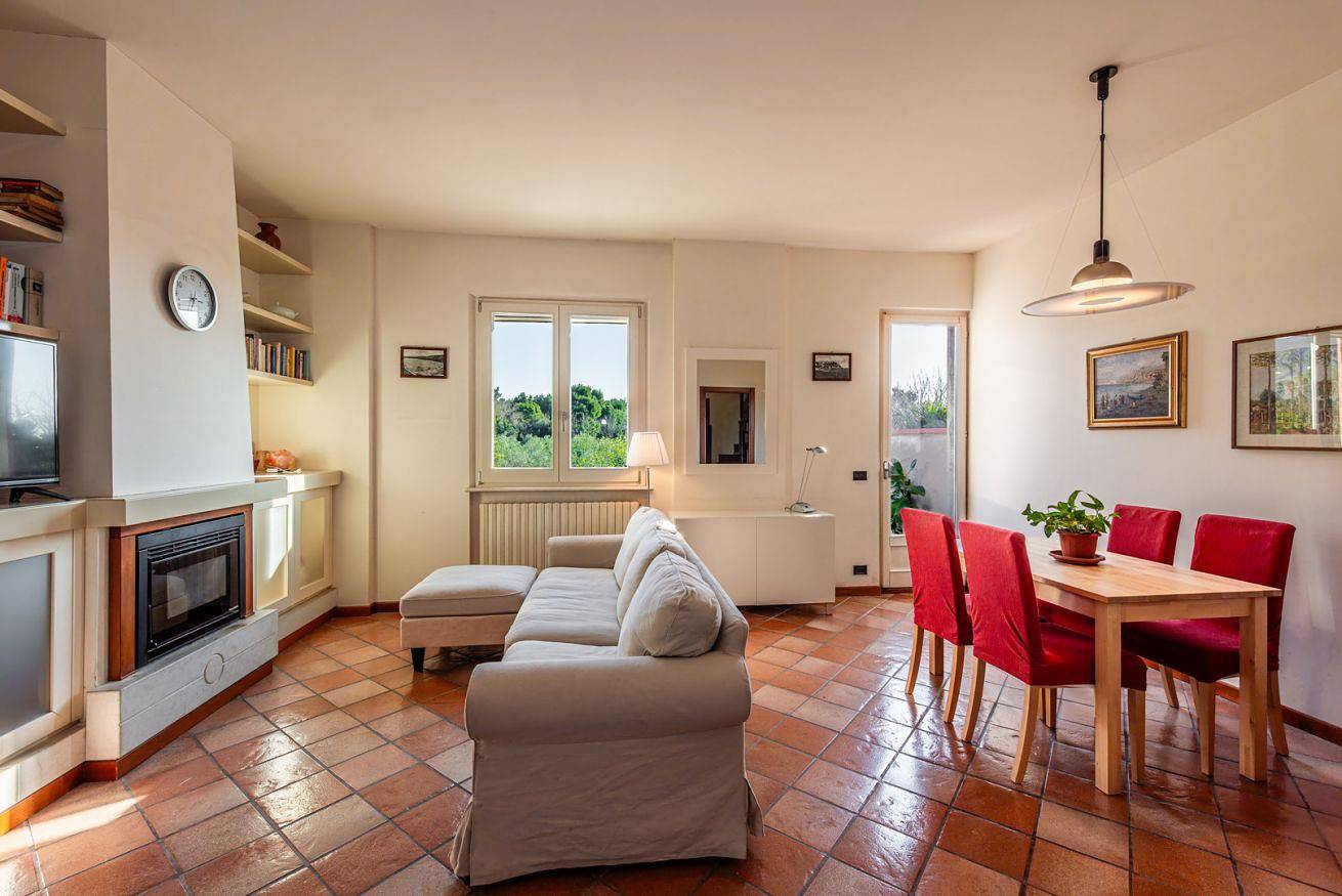 Appartement entier, Appartement de vacances pour 4 personnes avec balcon/terrasse in Numana, Riviera del Conero