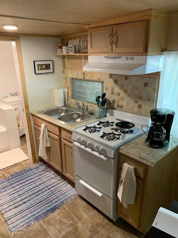 Eine Heimatbasis für Canyon-Abenteuer in Oak Creek Canyon