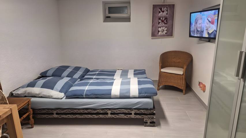 Ganze Wohnung, Apartment „Room Amos“ mit Wlan in Gaggenau, Nordschwarzwald