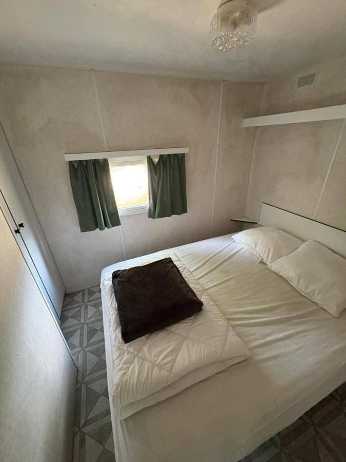 Mobil home in Faux-la-Montagne, Parc Naturel Régional de Millevaches en Limousin