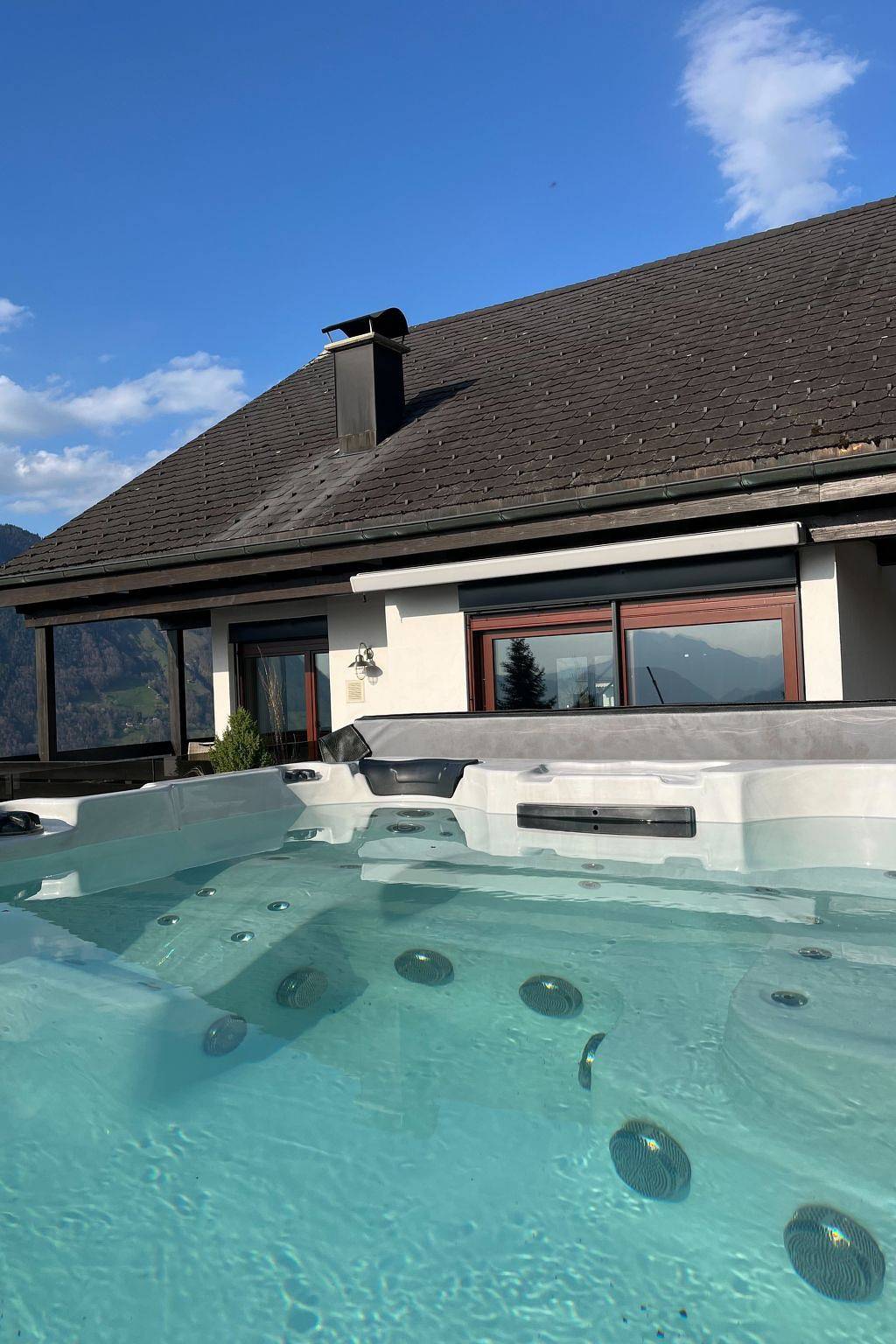 Villa Seelisberg mit Jacuzzi und Panoramablick in Seelisberg, Lago de los Cuatro Cantones