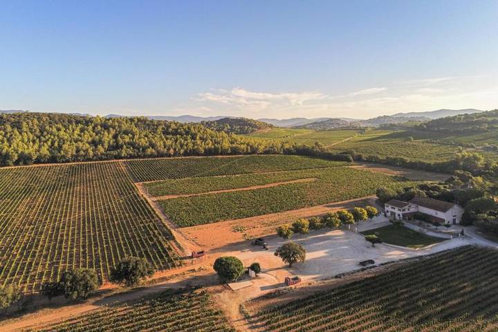 Location de vacances pour 4 personnes, avec vue et jardin à La Crau - 4