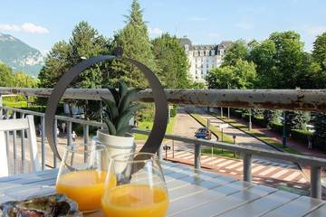 Gîte pour 4 personnes, avec balcon dans Casino Imperial Palace Annecy