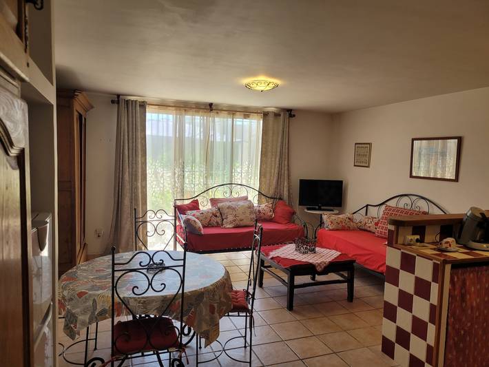 Gîte pour 3 personnes, avec Jardin à Fontvieille - 2