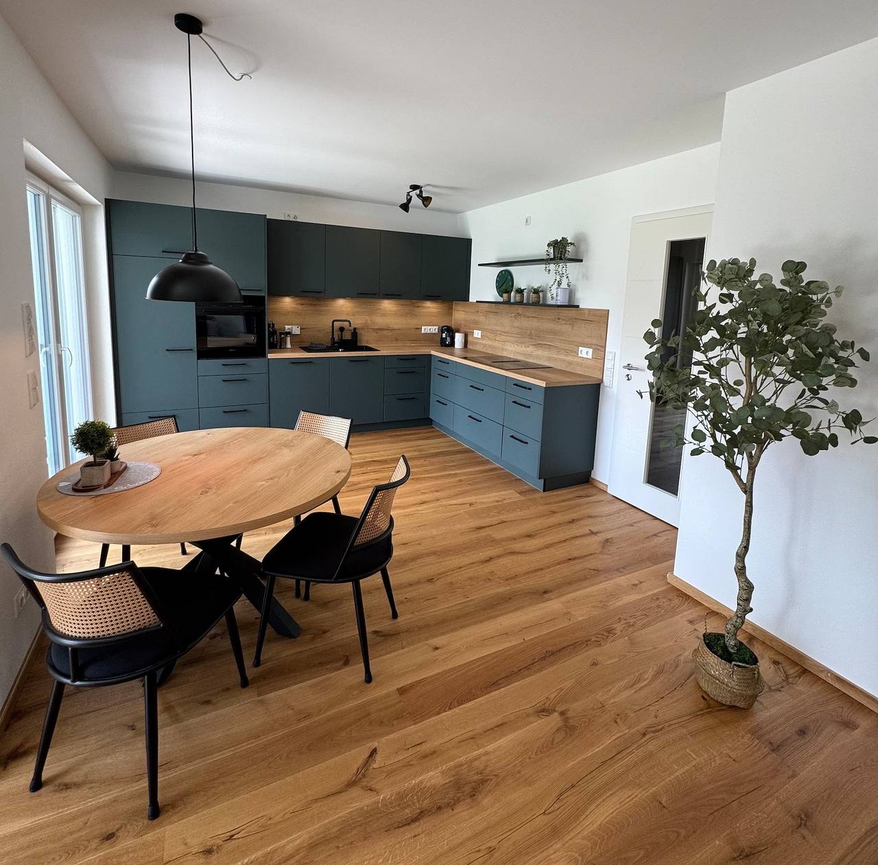 Ganze Ferienwohnung, Ferienwohnung "Kleine Auszeit" in Schongau, Romantische Straße