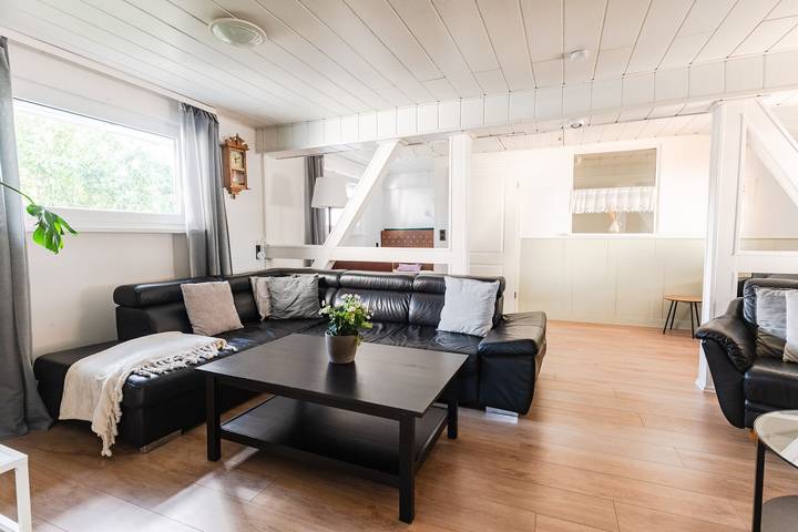 Ferienhaus für 7 Personen, mit Balkon und Garten sowie Sauna im Sauerland - 3