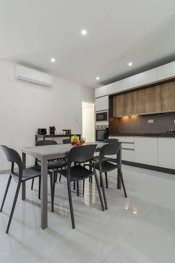 Appartement entier, 2 bedroom bright apartment in Gudja, Île de Malte