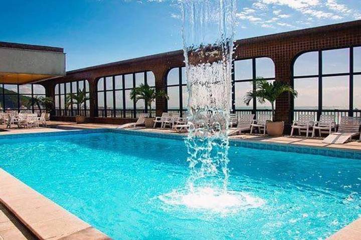 Casas e apartamentos de temporada para 5 pessoas, com piscina e sauna em Vila Velha