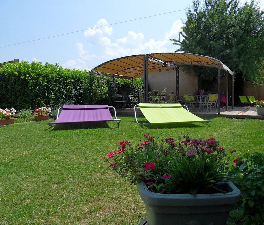 Le Jardin D'Ivana Chambre D'Hôtes avec Pdj inclus - Chambre "Luberon" in Oppède, Parc naturel régional du Luberon