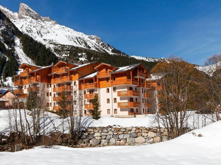Appart’hôtel pour 4 personnes, avec Balcon et Terrasse ainsi que Piscine et Sauna