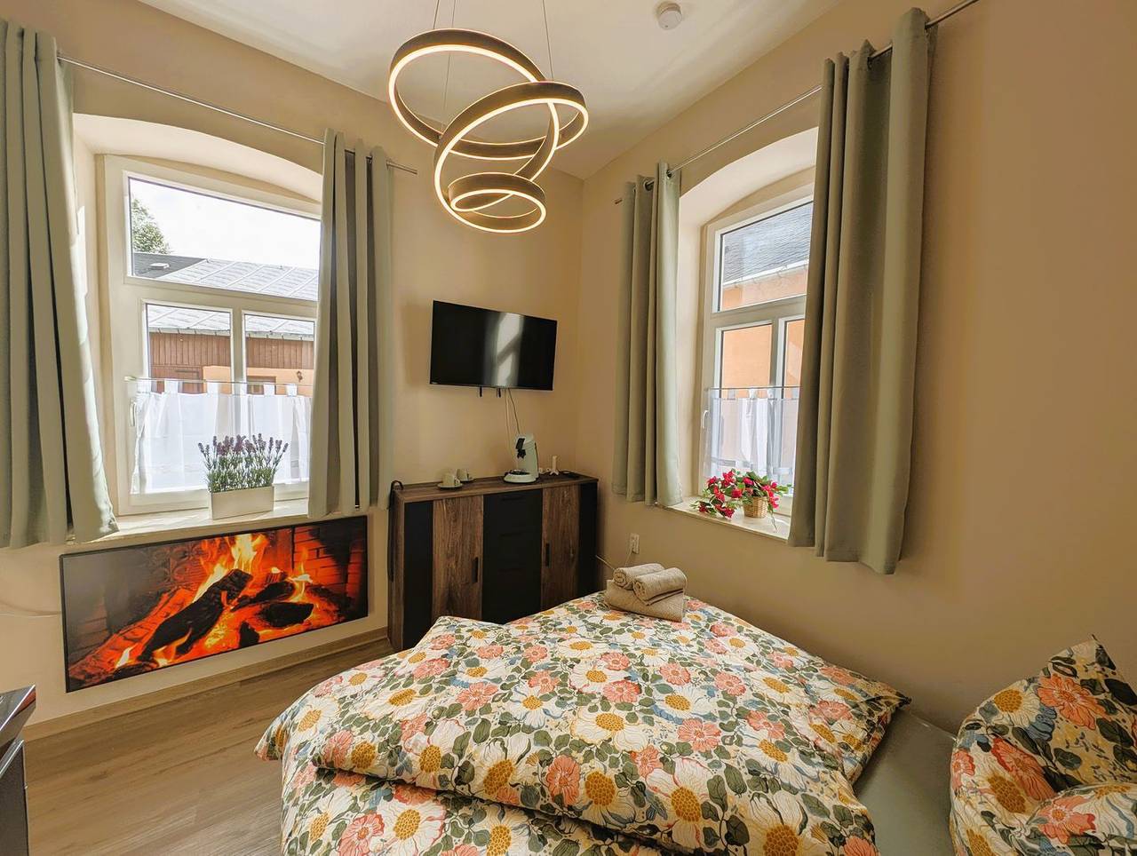 Ganze Wohnung, Smartes Mikro-Apartment im Herzen der Bergstadt Eibenstock in Eibenstock, Erzgebirge