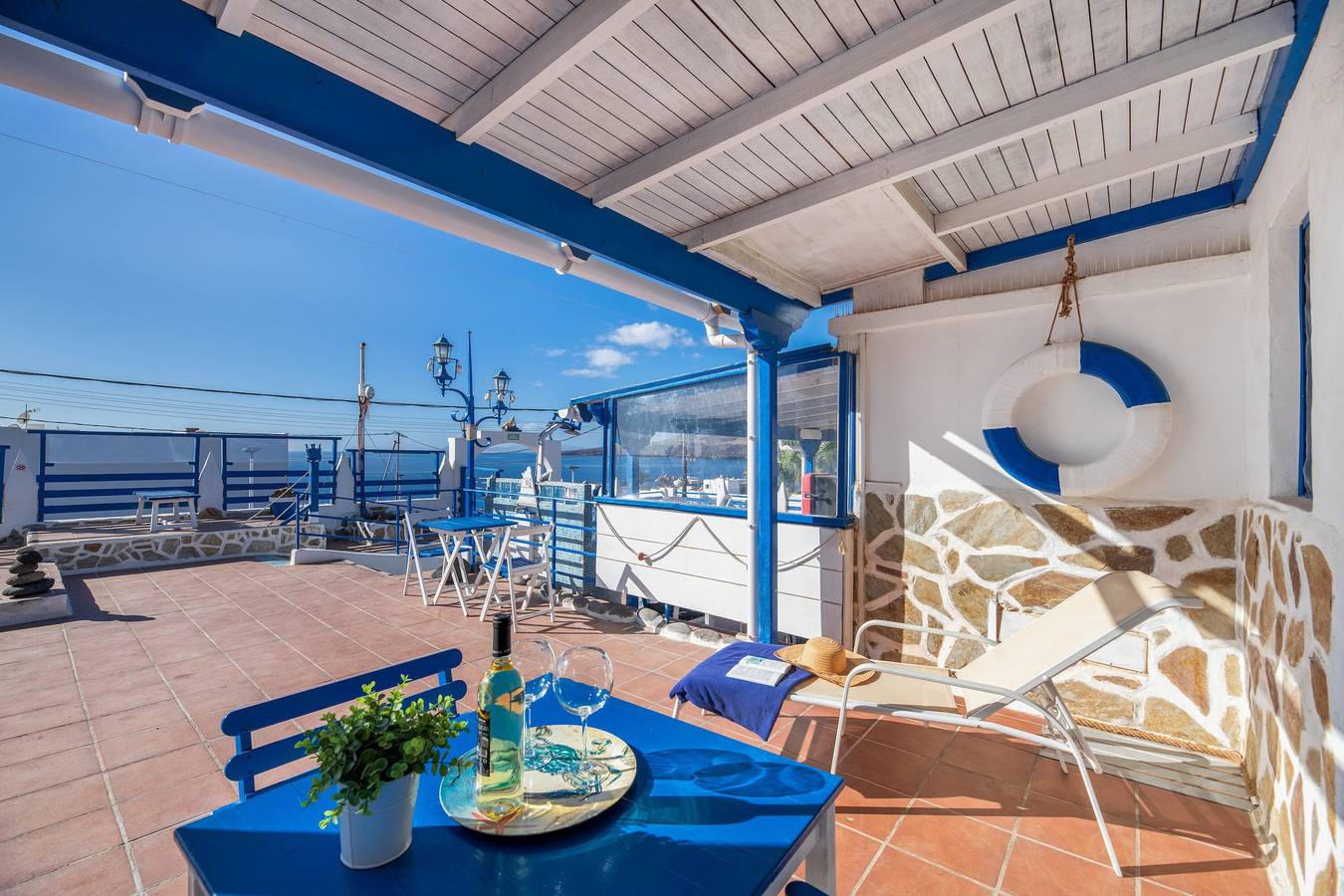 Apartment 3 in 'Ventanas de Lanzarote' with Shared Terrace, Sea View and Wi-Fi in Quemada Beach, Lanzarote