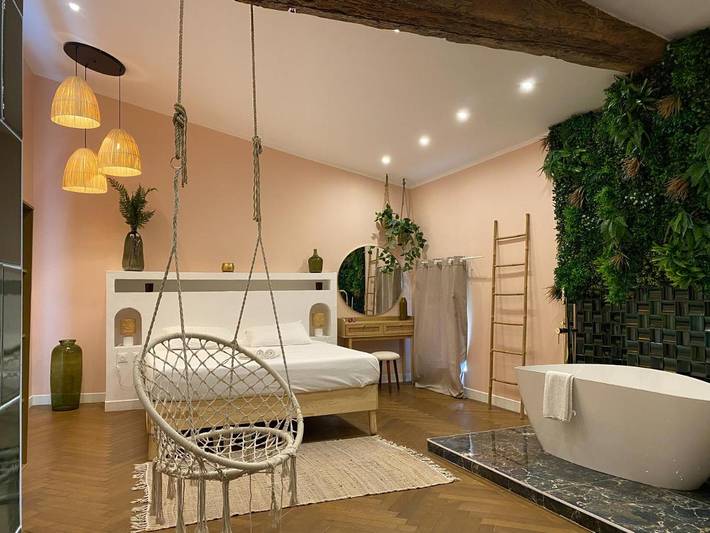 Gîte pour 2 personnes, avec jardin ainsi que piscine et terrasse à Anduze - 3
