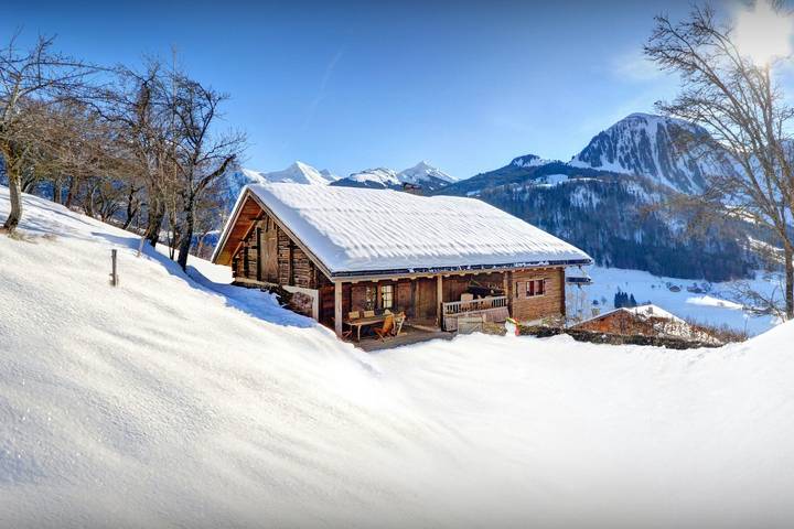 Chalet pour 8 personnes, avec Balcon ainsi que Terrasse et Jardin à Manigod