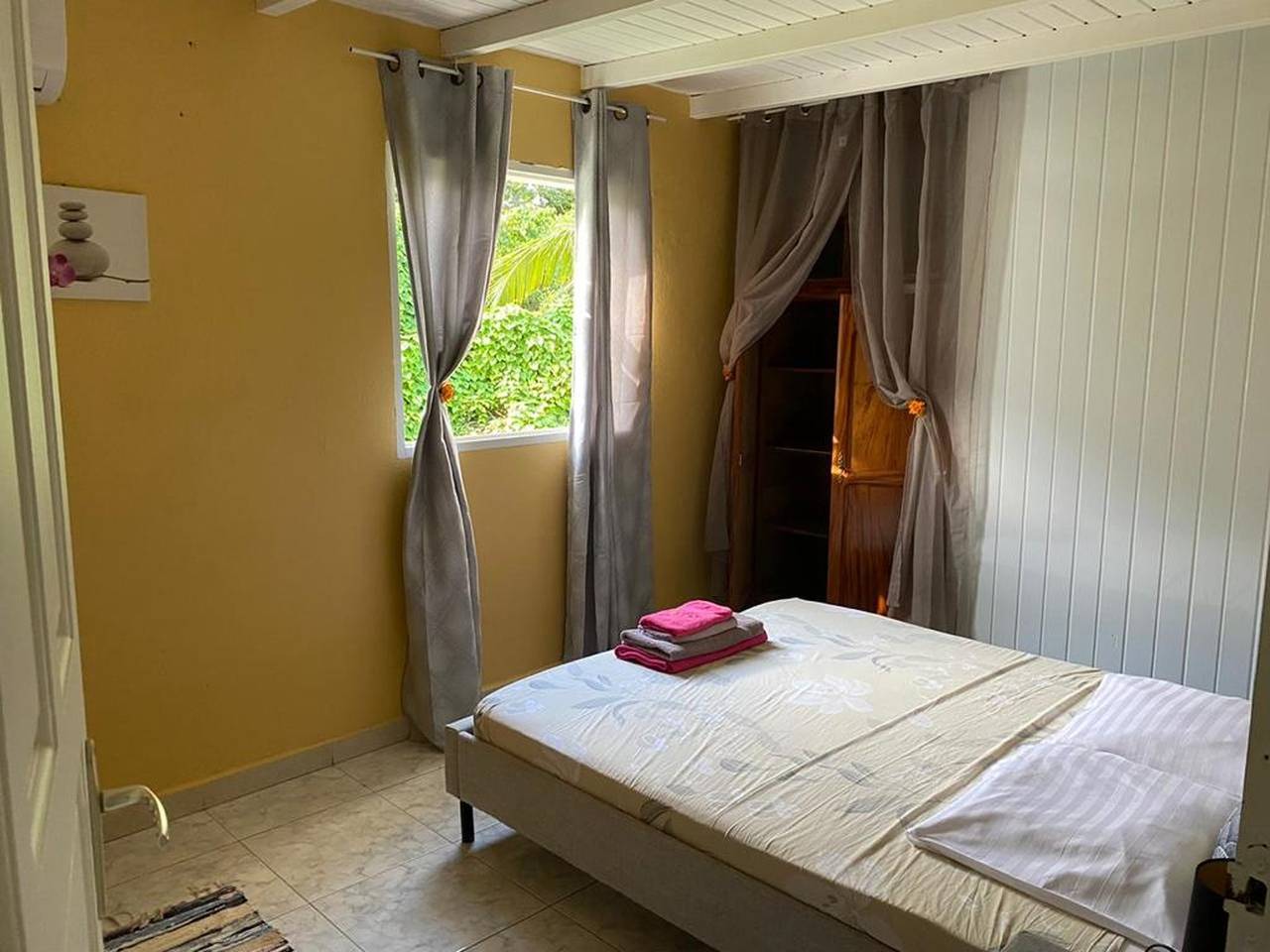 Charmantes Haus mit Meerblick in Bas Vent - Optimaler Komfort in Deshaies, Guadeloupe