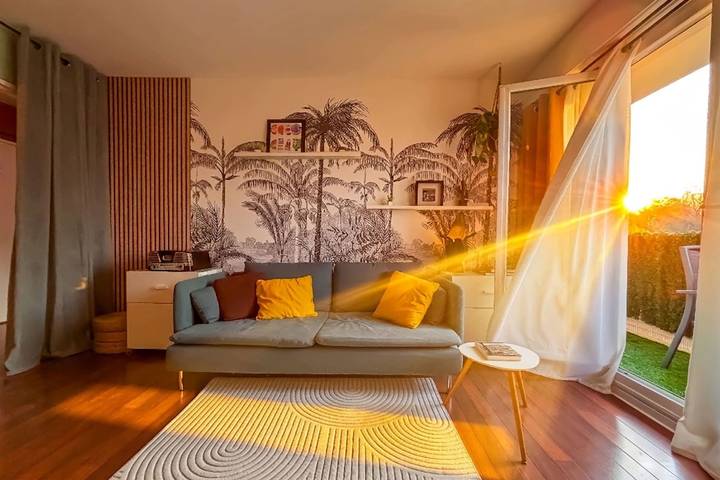 Gîte pour 4 personnes, avec balcon, adapté aux familles à Ivry-sur-Seine