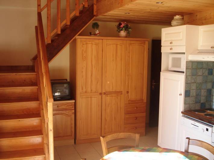 Gîte pour 4 personnes, avec jacuzzi et sauna ainsi que balcon/terrasse et terrasse à Albiez-Montrond - 3